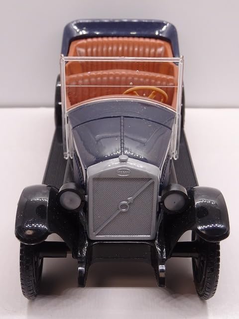Amazon.co.jp: VOLVO JACOB 1927 フィンランド製 ボルボ : おもちゃ